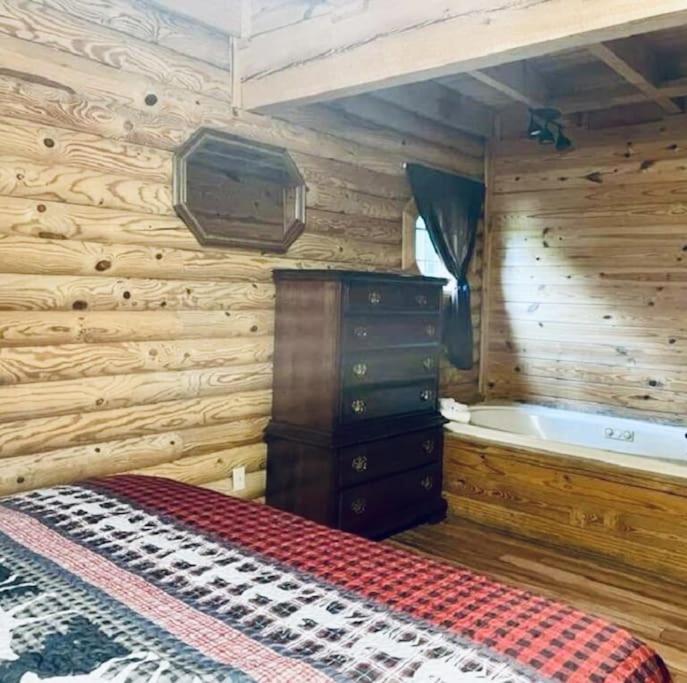 Rustic Black Bear Cabin Pigeon Forge Buitenkant foto