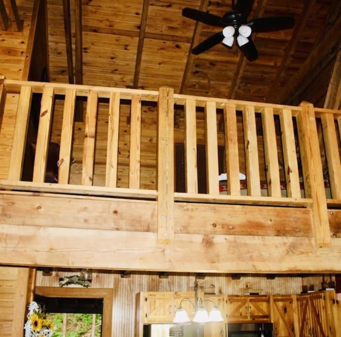 Rustic Black Bear Cabin Pigeon Forge Buitenkant foto