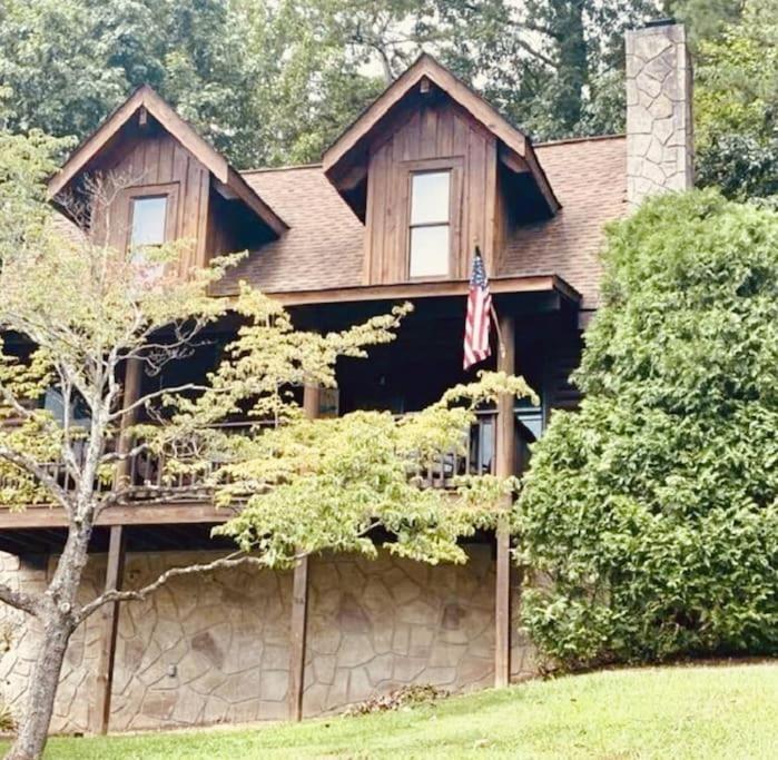 Rustic Black Bear Cabin Pigeon Forge Buitenkant foto